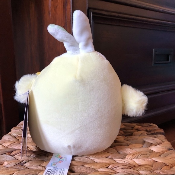 Squishmallows Aimee the Chick dressed as Easter Bunny in 5" - Picture 3 of 7